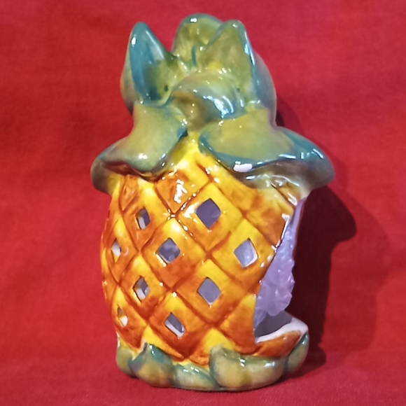 Tea Light Candle Lamp. PINEAPPLE Ceramic Holder. By Island Heritage 2007. - Picture 5 of 14